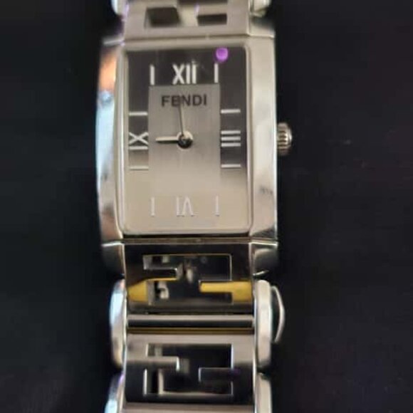 FENDI Forever Watch - Picture 2 of 5